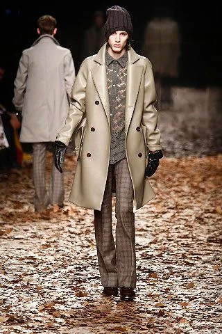 Look 17